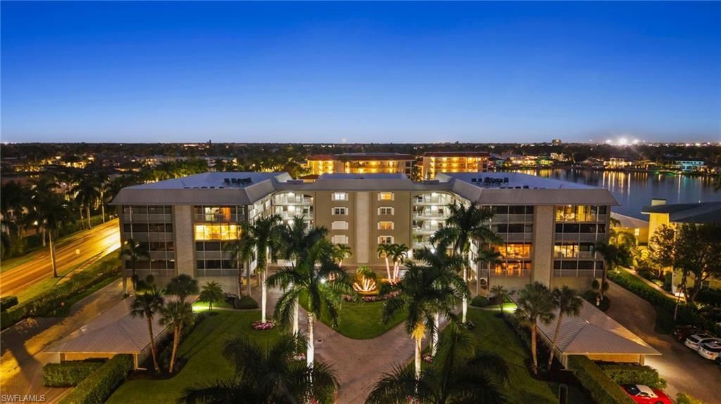 2880 Gulf Shore Blvd N, Unit 410, Naples, FL 34103 Photo
