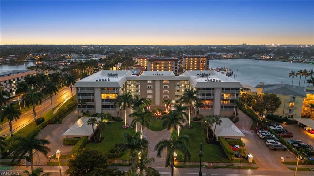 2880 Gulf Shore Blvd N, Unit 410, Naples, FL 34103 Photo