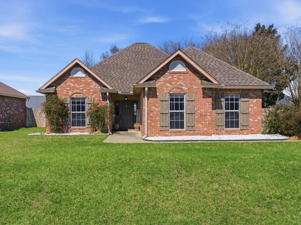 96 High Meadows Cir., Petal, MS 39465