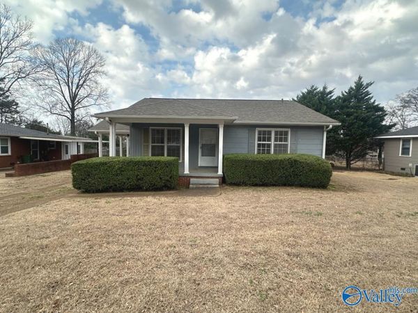 2502 Woodview Drive, Huntsville, AL 35801