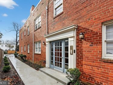 415 N WEST STREET, Unit 6, ALEXANDRIA, VA 22314