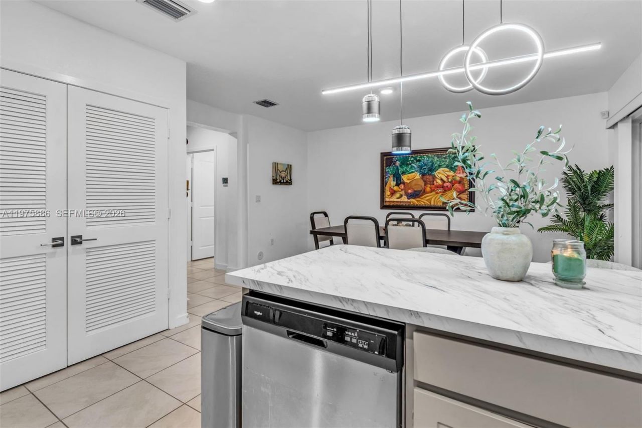 533 NE 5 Pl, Homestead, FL 33034 Photo