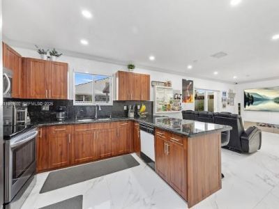 3502 W 72nd St , Hialeah, FL 33018 Photo