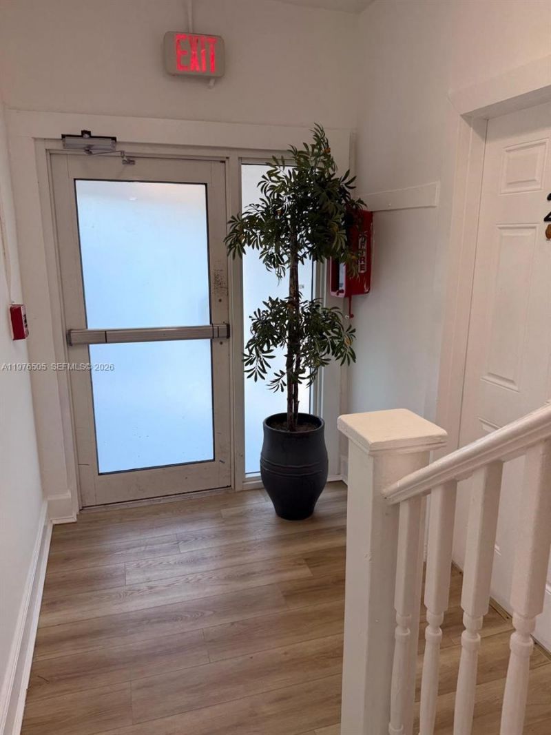 337 SW 10th Ave, Unit 5, Miami, FL 33130 Photo