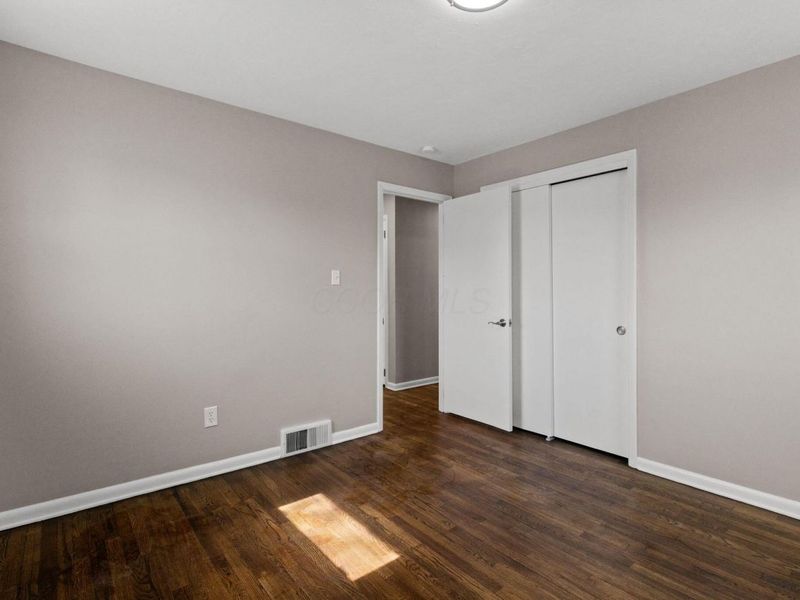 19 E Oak Street , Canal Winchester, OH 43110 Photo 12