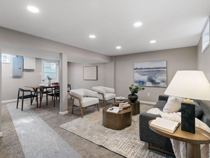 19 E Oak Street , Canal Winchester, OH 43110 Photo 18