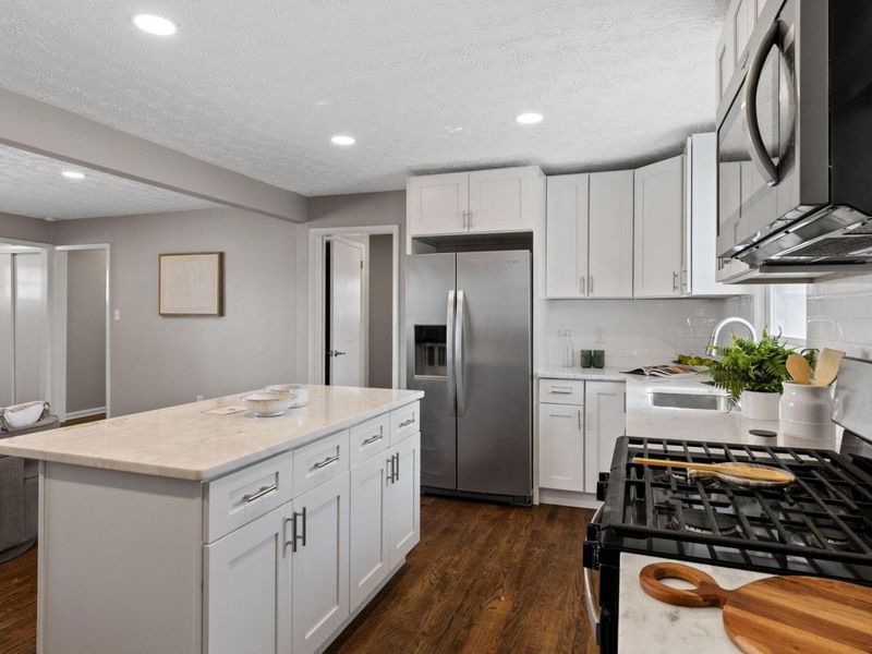 19 E Oak Street , Canal Winchester, OH 43110 Photo 8