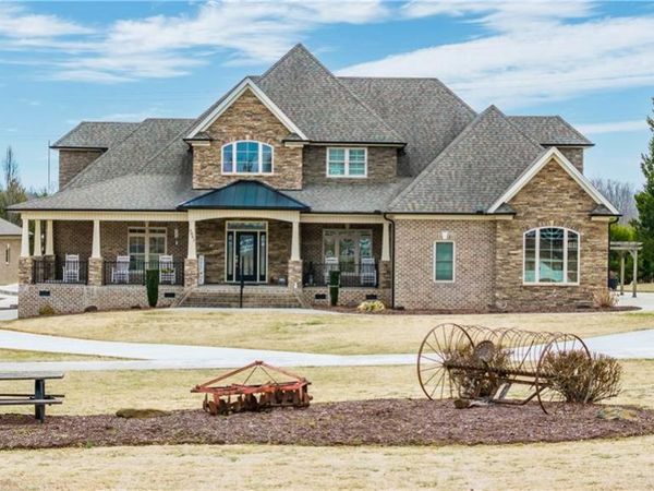 4045 Old Glenola Road , Trinity, NC 27370