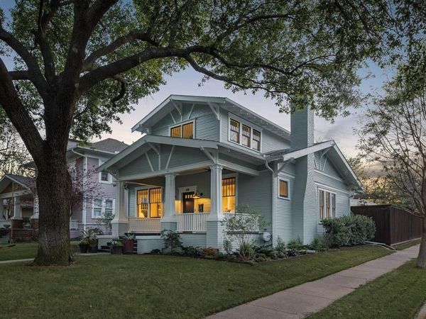 319 N Edgefield Avenue, Dallas, TX 75208