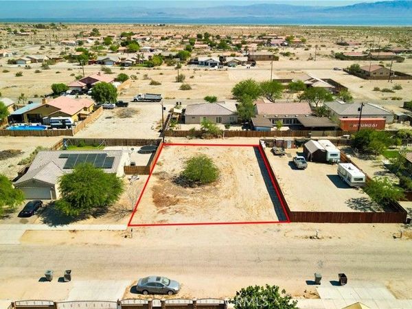 1226 Arctic Avenue, Thermal, CA 92274