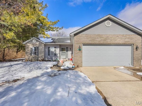 753 Forest Green Drive , O'Fallon, IL 62269