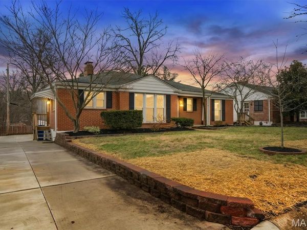 852 Berick Drive , University City, MO 63132