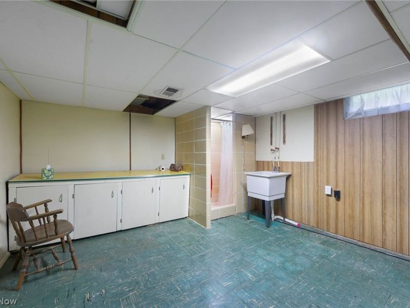 3510 E Heights Street SE, Warren, OH 44484 Photo 21