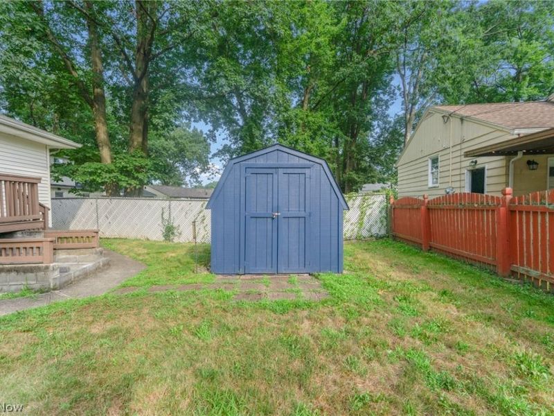 3510 E Heights Street SE, Warren, OH 44484 Photo 25