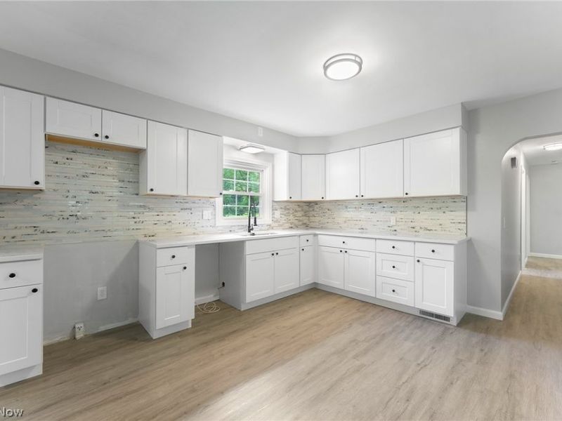 3510 E Heights Street SE, Warren, OH 44484 Photo 7