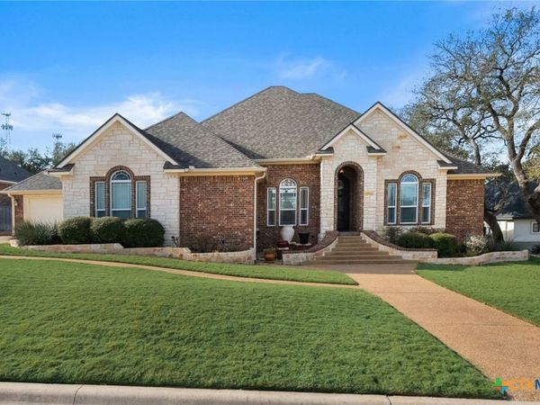 1735 Alta Vista Loop , Temple, TX 76502