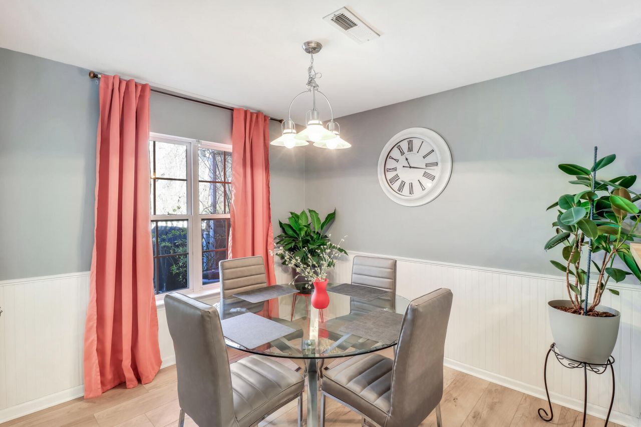 8653 Grassy Oak Trail Photo 10