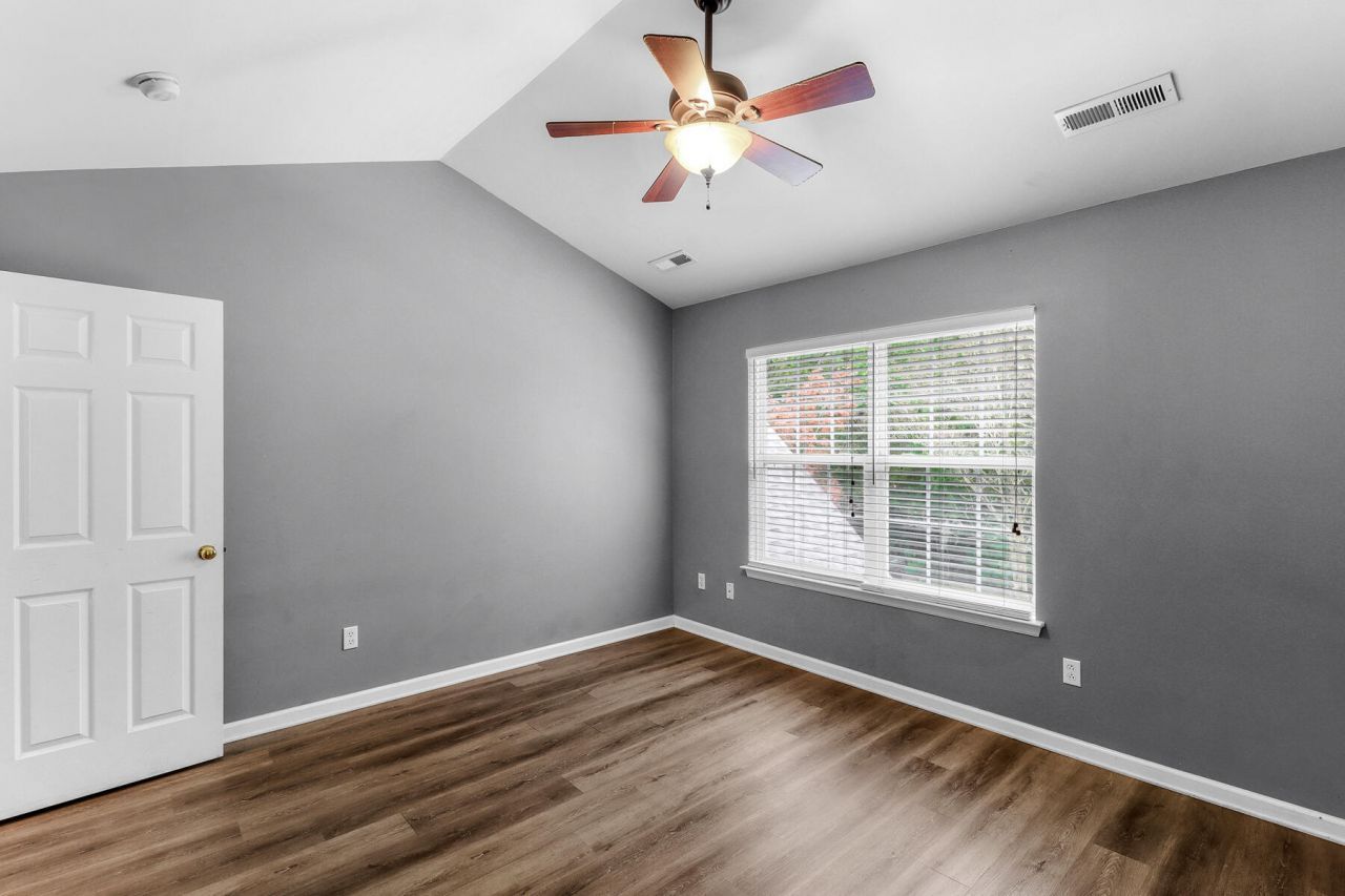 8653 Grassy Oak Trail Photo 21