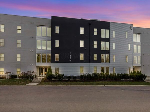 5339 Highpointe Lakes Drive , Unit 301, Westerville, OH 43081