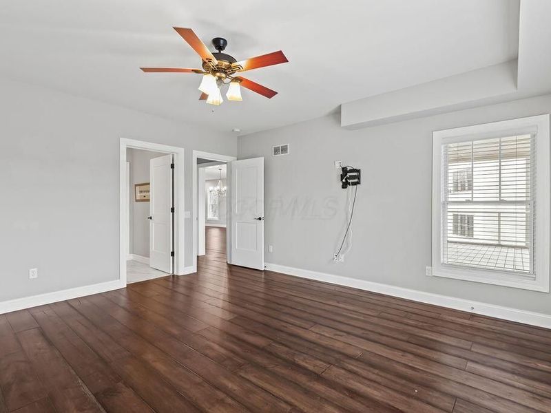 5339 Highpointe Lakes Drive , Unit 301, Westerville, OH 43081 Photo 15