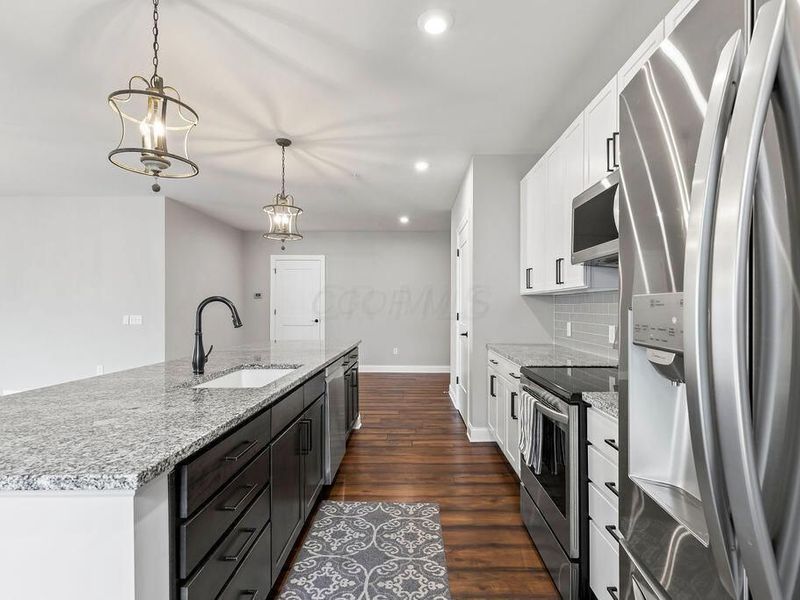 5339 Highpointe Lakes Drive , Unit 301, Westerville, OH 43081 Photo 8