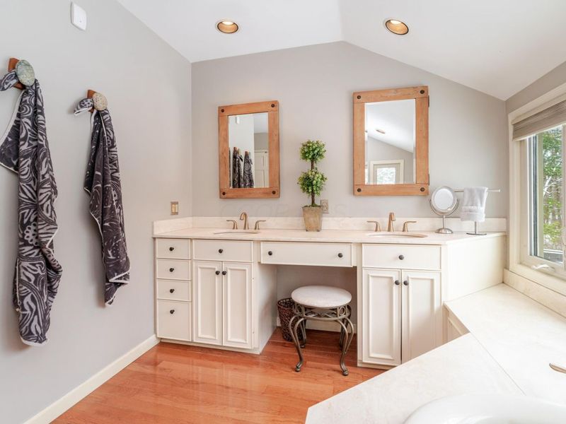 4316 Shire Cove Road, Hilliard, OH 43026 Photo 32