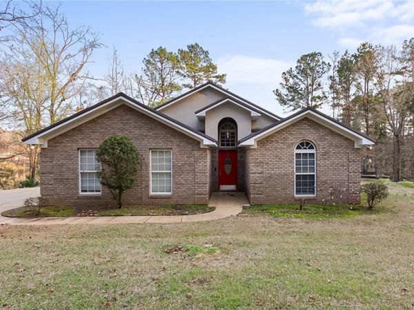7908 Lake Sherwood Circle, Northport, AL 35473