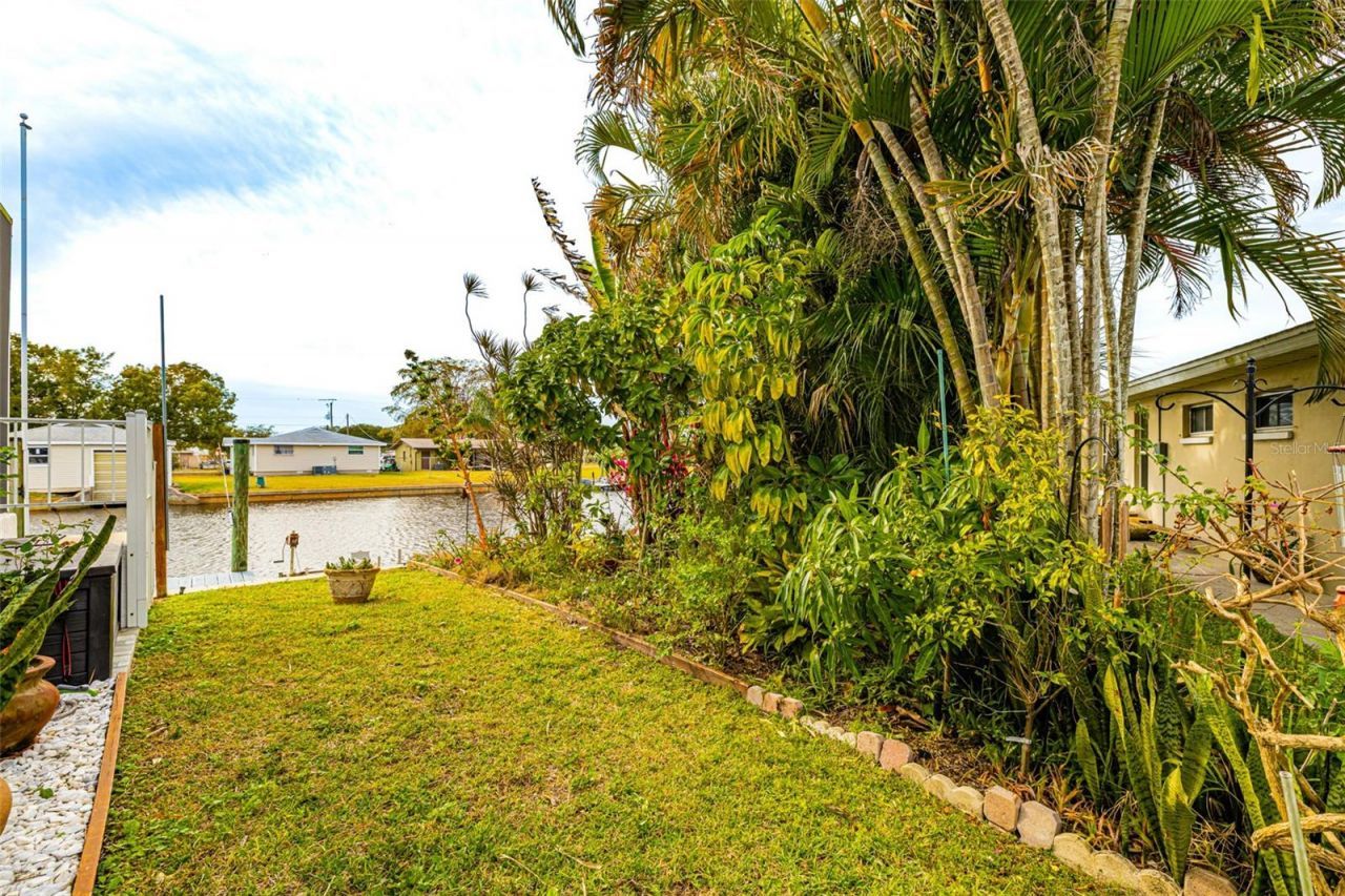 2107 Saint Croix Avenue, Fort Myers, FL 33905 Photo