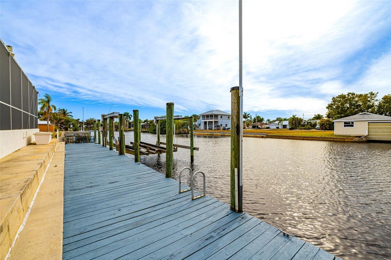 2107 Saint Croix Avenue, Fort Myers, FL 33905 Photo