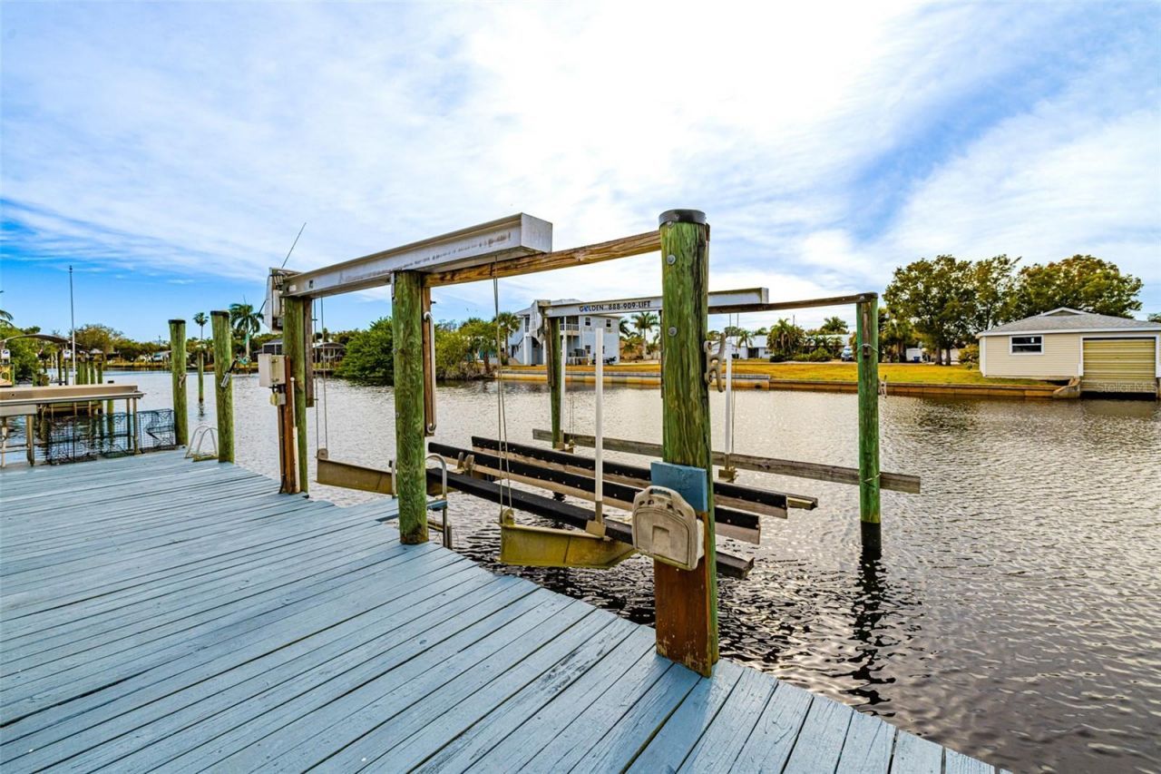 2107 Saint Croix Avenue, Fort Myers, FL 33905 Photo