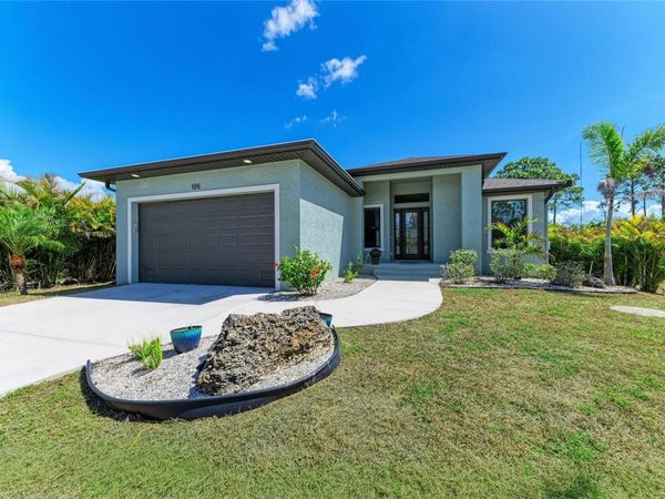 105 CABANA WAY , ROTONDA WEST, FL 33947