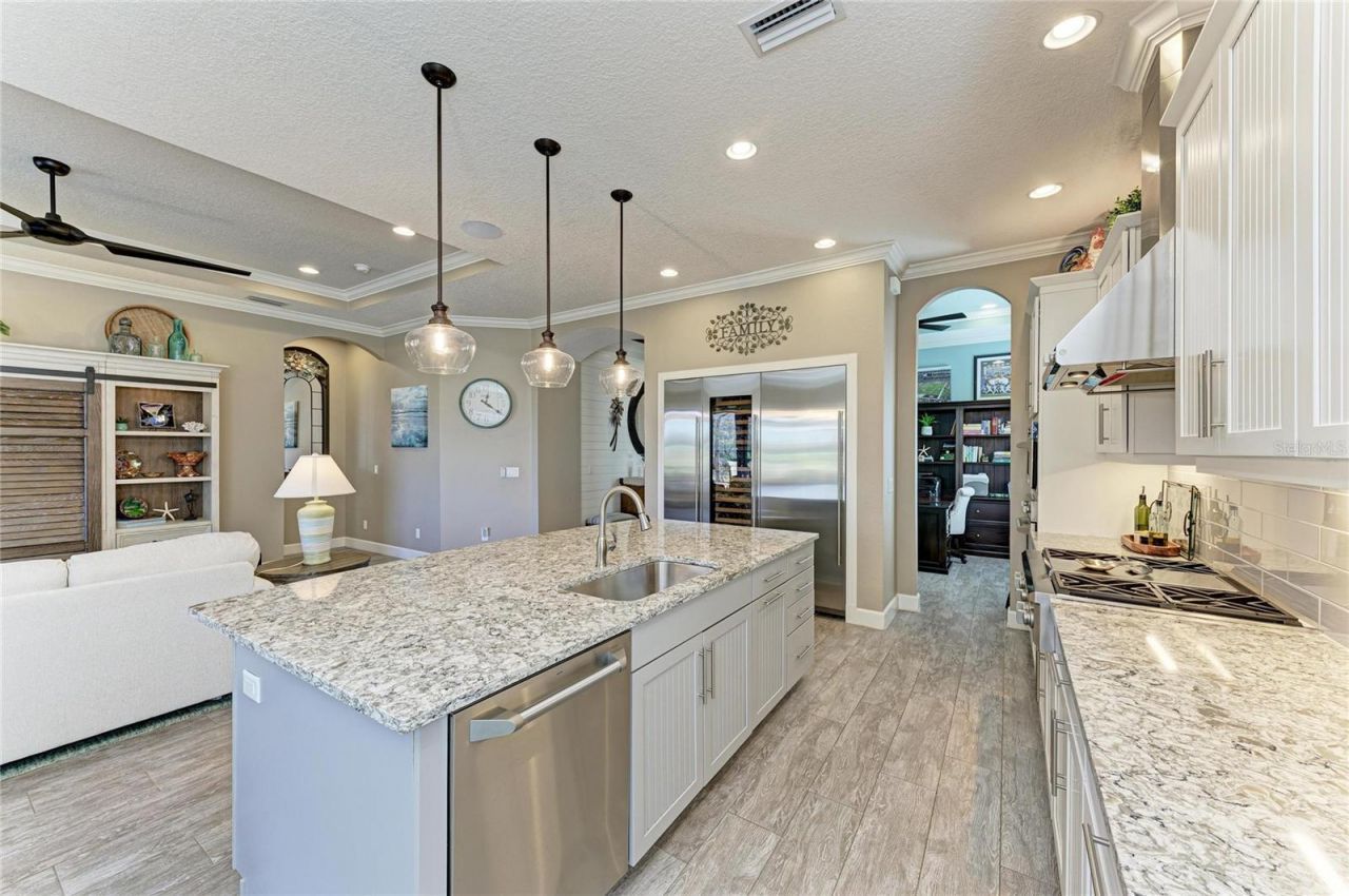 13326 Sorrento Way, Bradenton, FL 34211 Photo