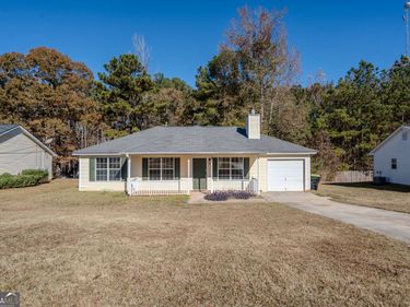 32 CHELSEA Lane, Grantville, GA 30220