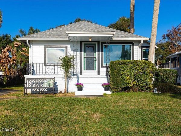 4113 S Peninsula Drive, Port Orange, FL 32127