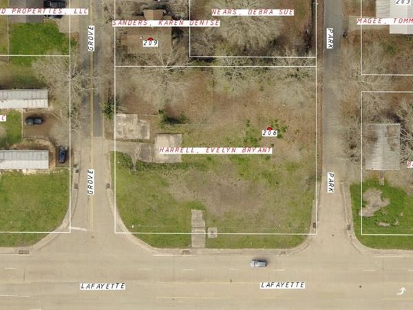 701 E LAFFAYETTE Street, Winnfield, LA 71483