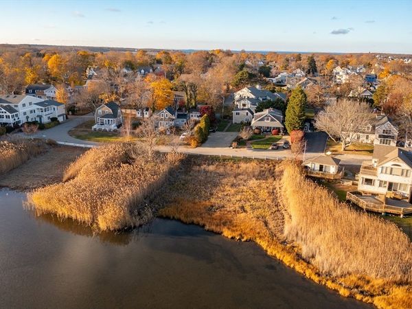 18A Mitchell Ave, Scituate, MA 02066