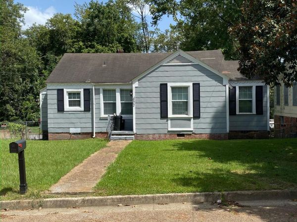 402 Lexington Avenue, Jackson, MS 39209