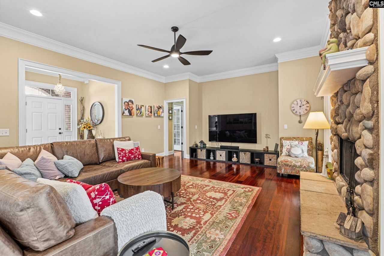 141 Shoal Creek Lane  Photo 8