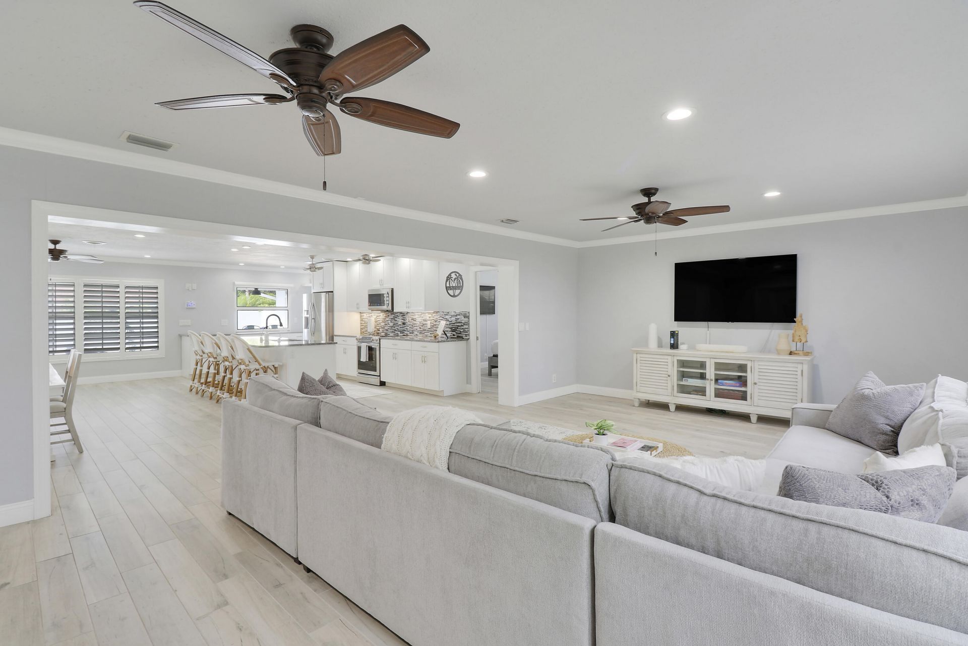 425 Marlin Road, North Palm Beach, FL 33408 Photo