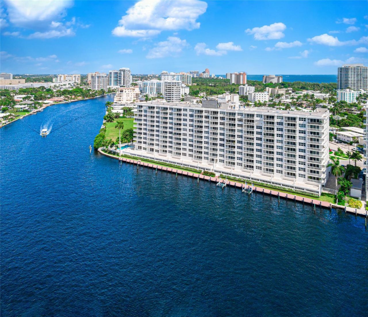 511 Bayshore Drive, Unit 501, Fort Lauderdale, FL 33304 Photo
