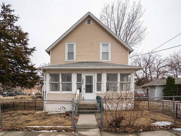 1841 Des Moines Street, Des Moines, IA 50316