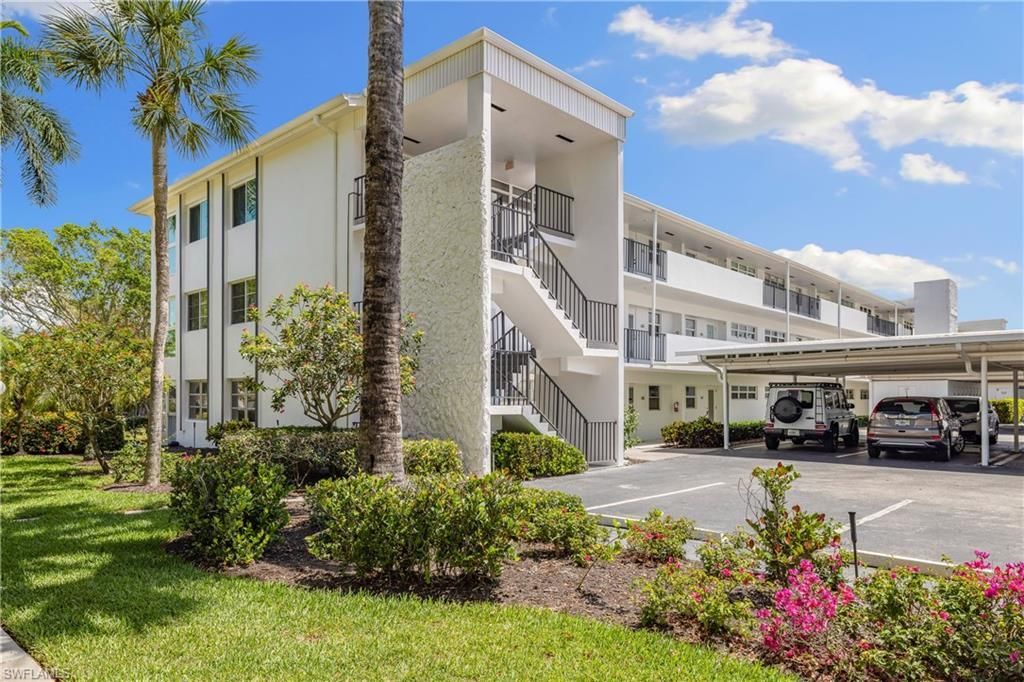 614 Broad Ave S, Naples, FL 34102 Photo