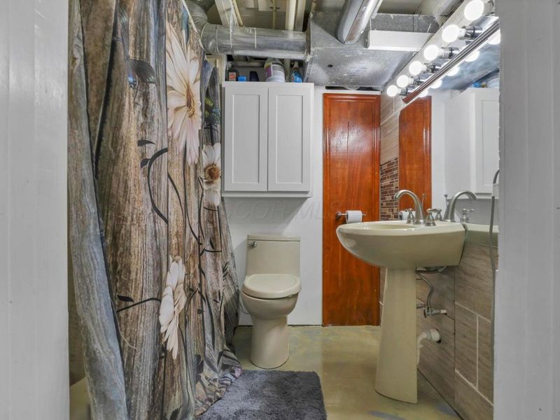 1751 Bide A Wee Park Avenue , Columbus, OH 43205 Photo 24