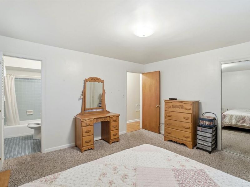 1139 Birney Lane, Anderson Twp, OH 45230 Photo 12