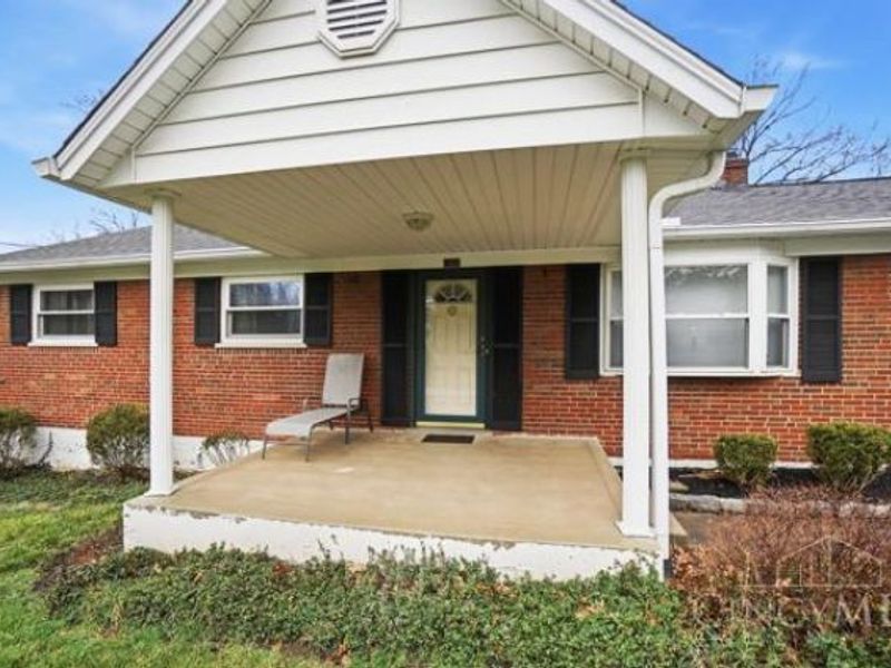 1139 Birney Lane, Anderson Twp, OH 45230 Photo 2