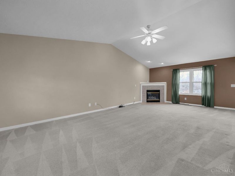 2048 Apple Knoll Lane, Monroe, OH 45044 Photo 5