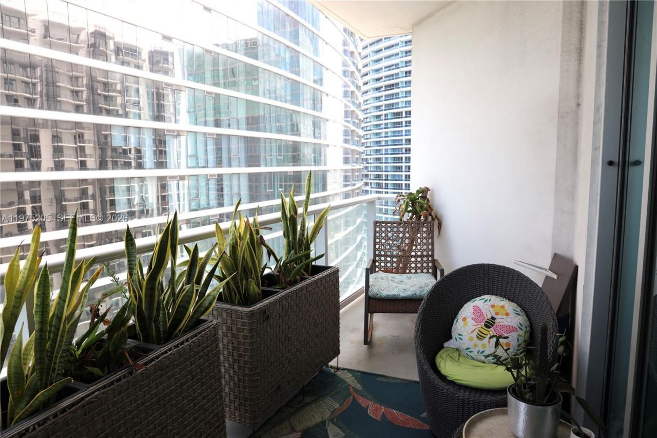 300 S Biscayne Blvd , Unit 3504, Miami, FL 33131 Photo