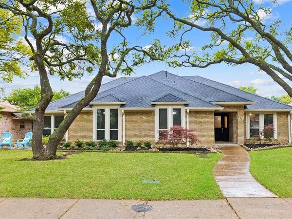 9216 Clover Valley Drive, Dallas, TX 75243