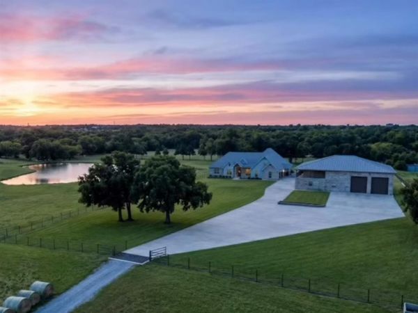 790 Bones Chapel Road, Whitesboro, TX 76273