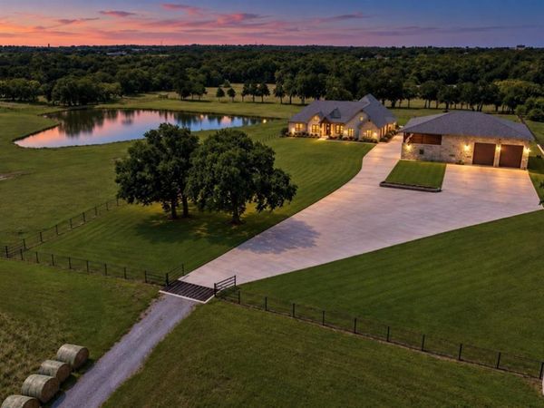 790 Bones Chapel Road, Whitesboro, TX 76273